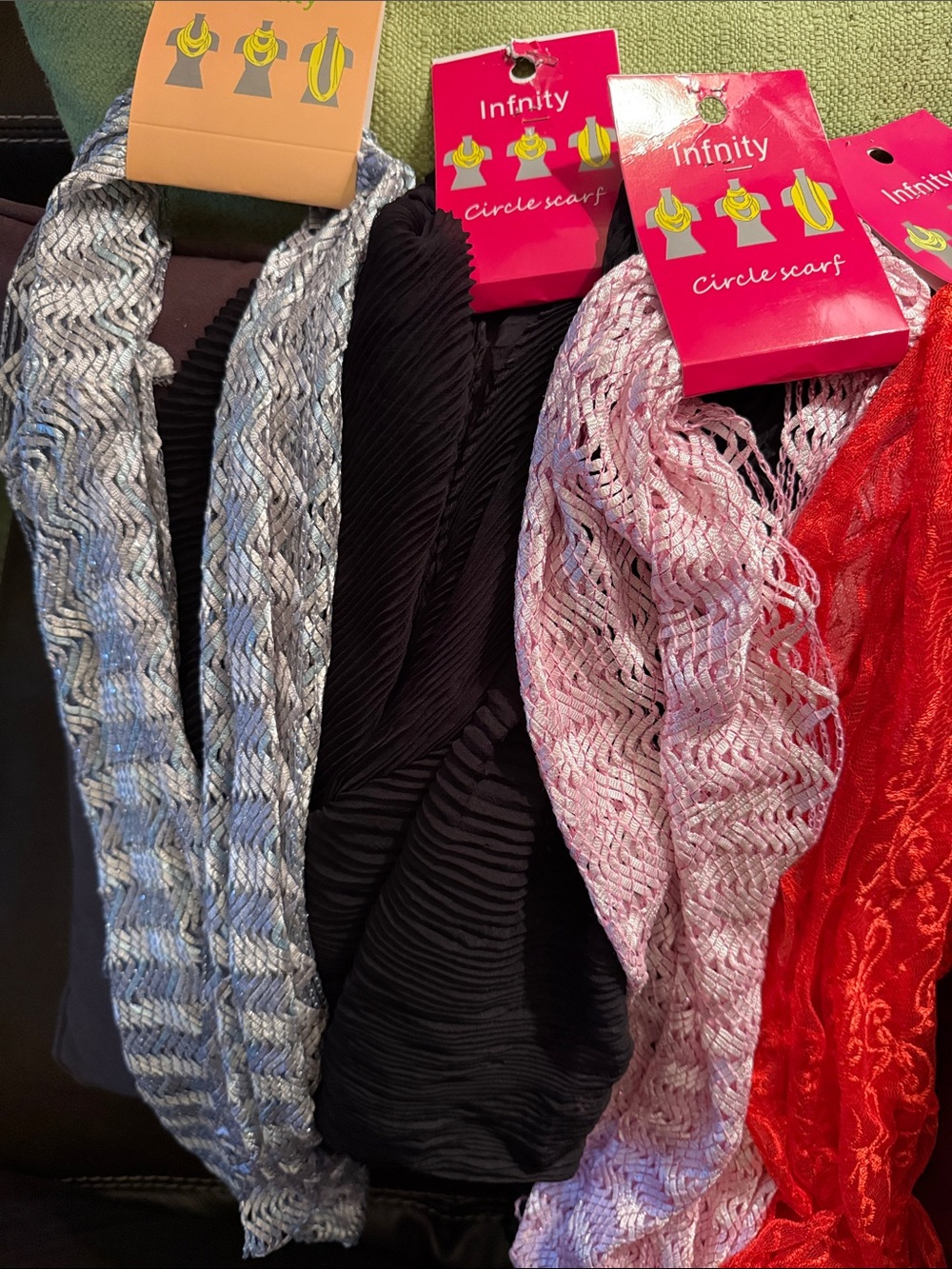 NWT Infinity Scarf (Winner’s Choice)